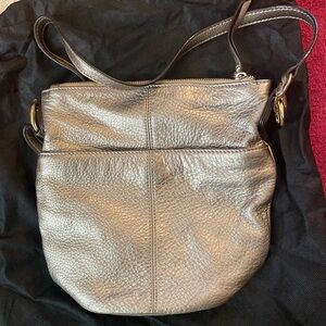 Chic Metallic Shoulder Bag